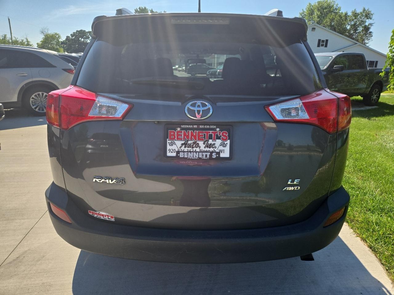 Toyota RAV4 LE AWD 2015
