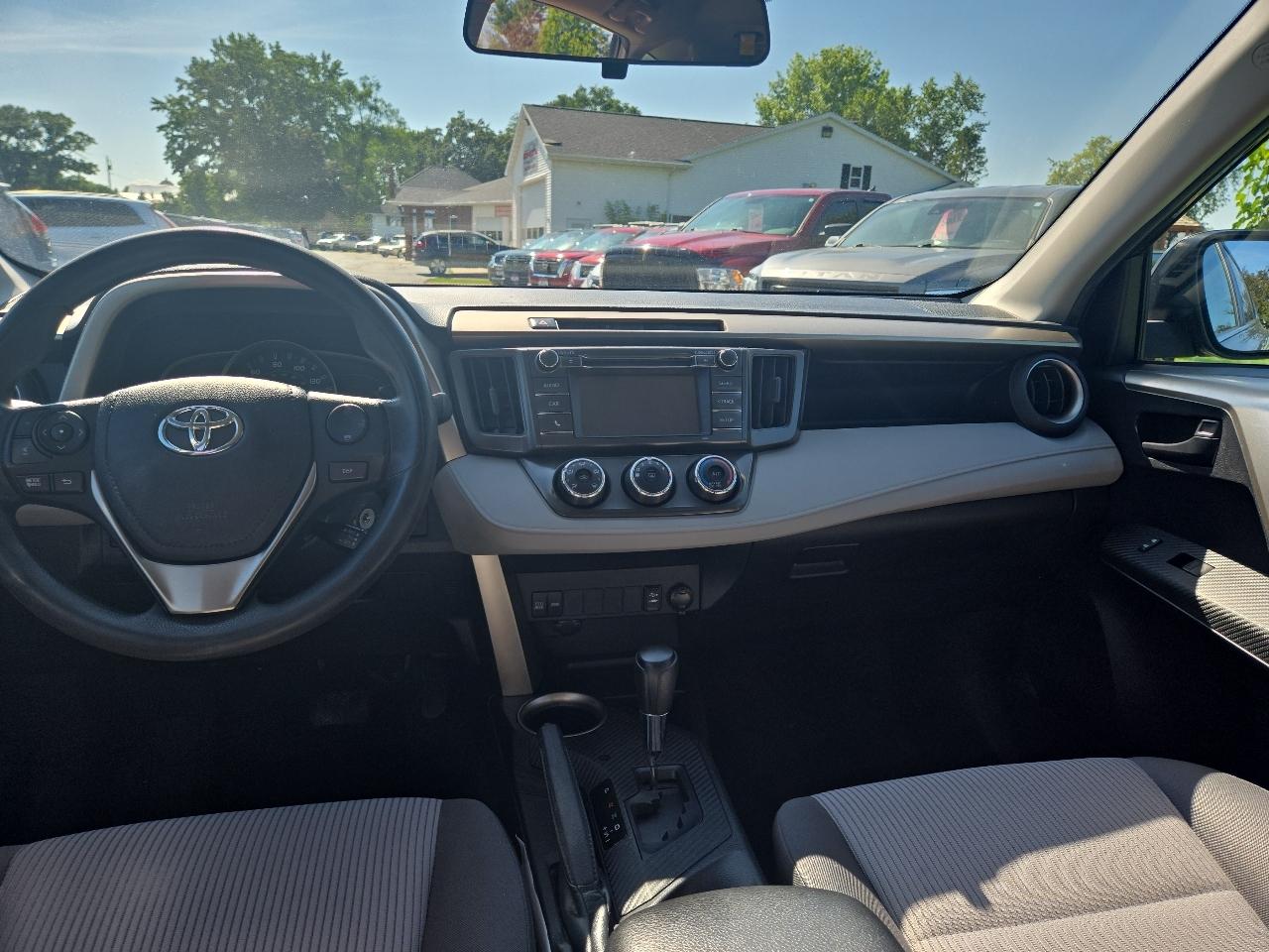 Toyota RAV4 LE AWD 2015
