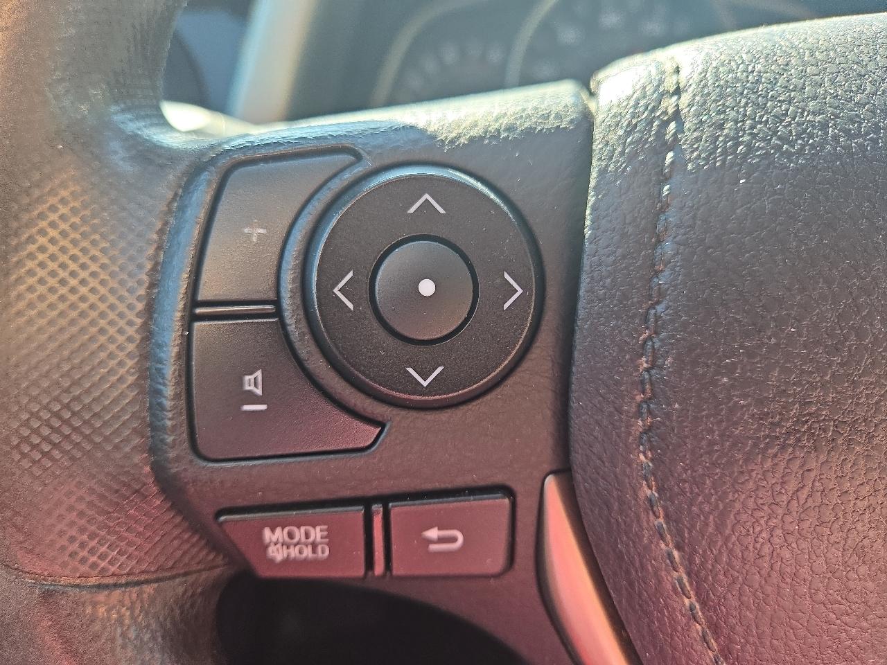 Toyota RAV4 LE AWD 2015