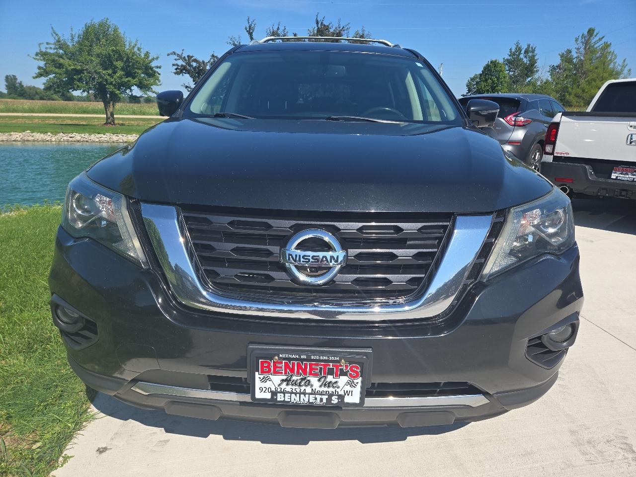 Nissan Pathfinder SV 4WD 2018