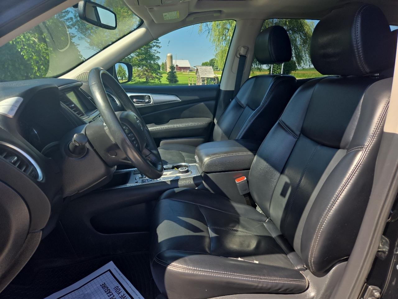 Nissan Pathfinder SV 4WD 2018