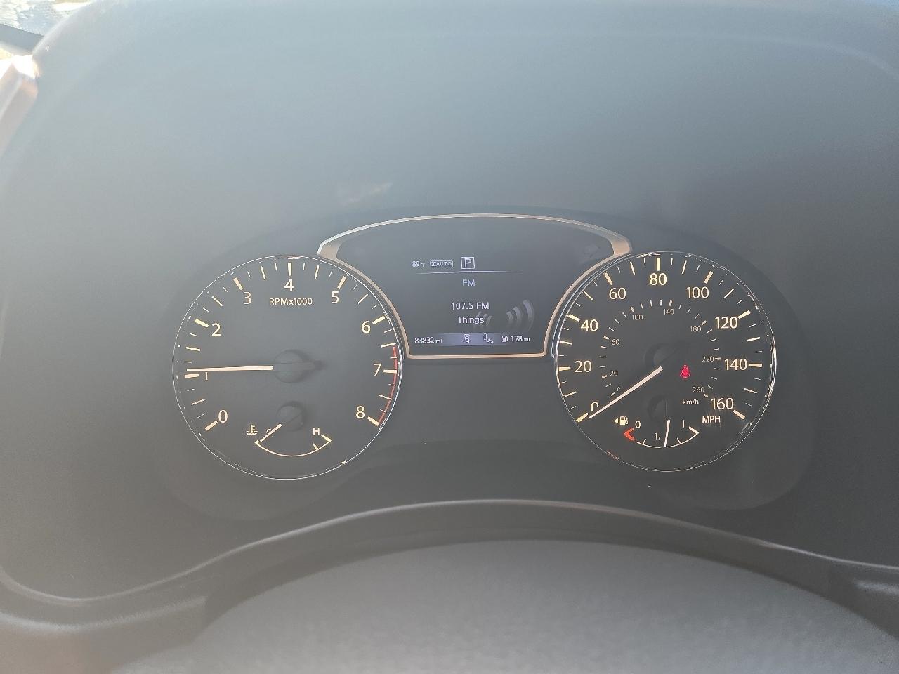 Nissan Pathfinder SV 4WD 2018