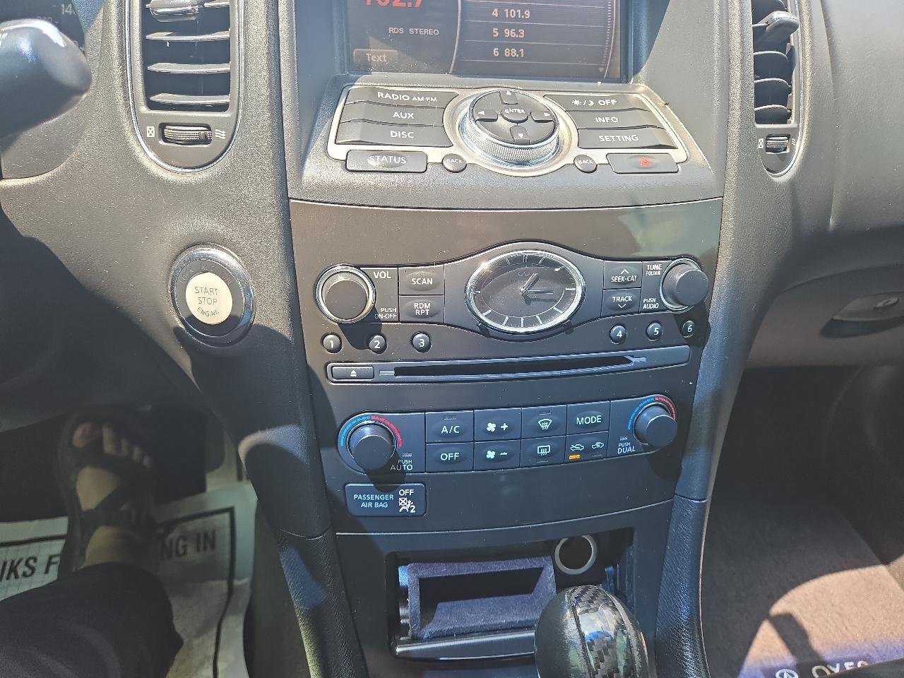 Infiniti QX50 Base AWD 2016