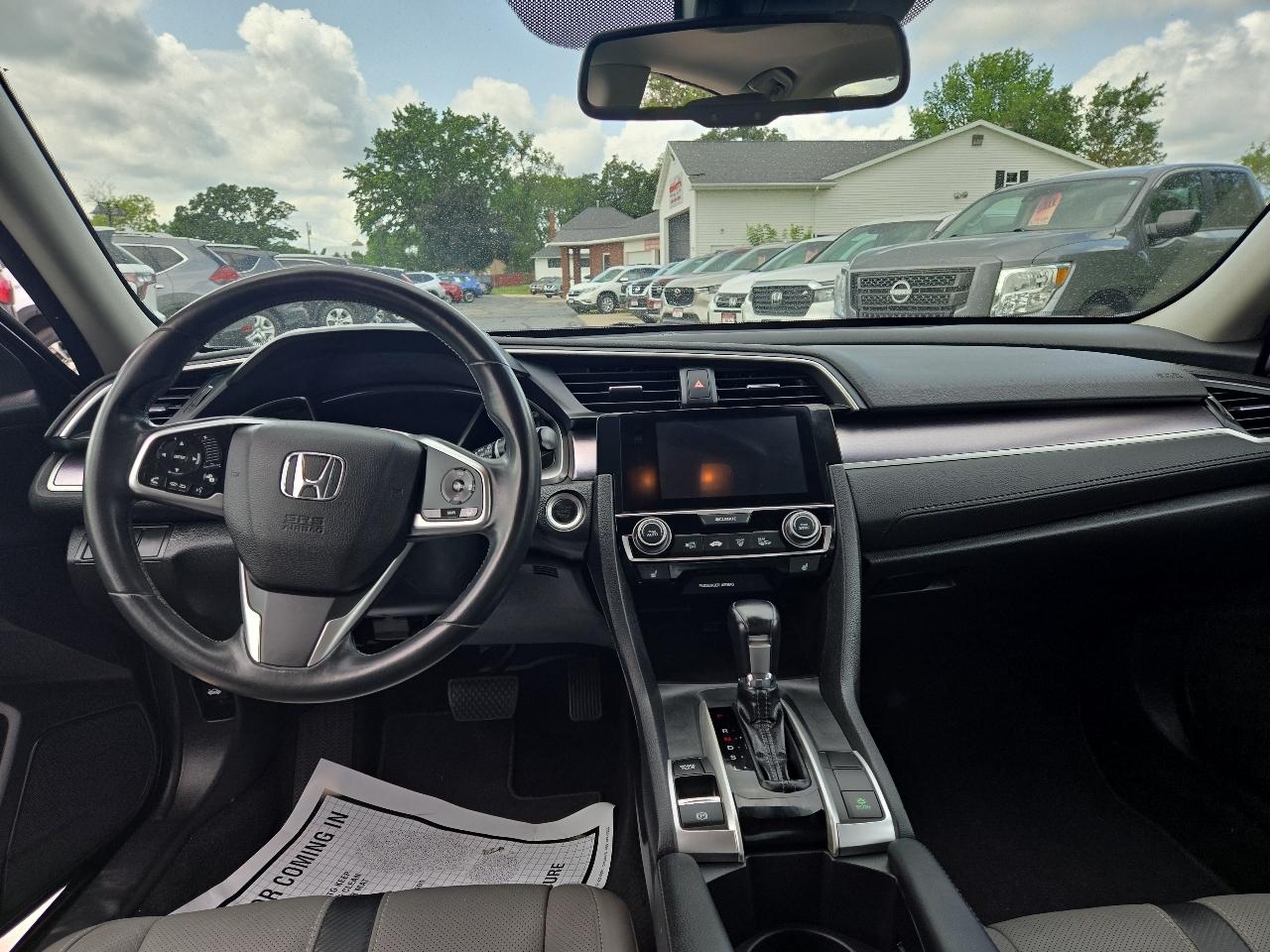 Honda Civic Touring Sedan CVT 2016