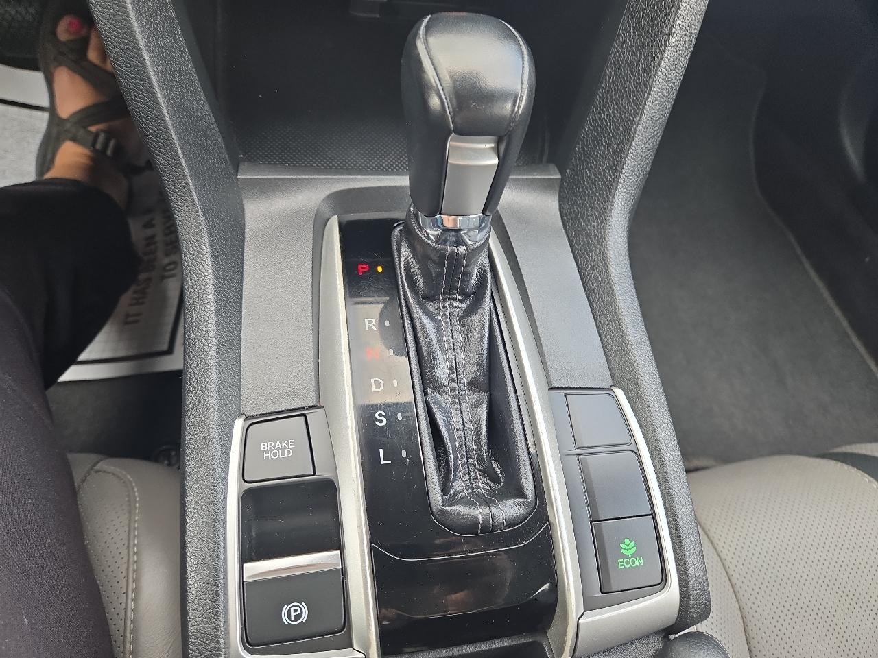 Honda Civic Touring Sedan CVT 2016