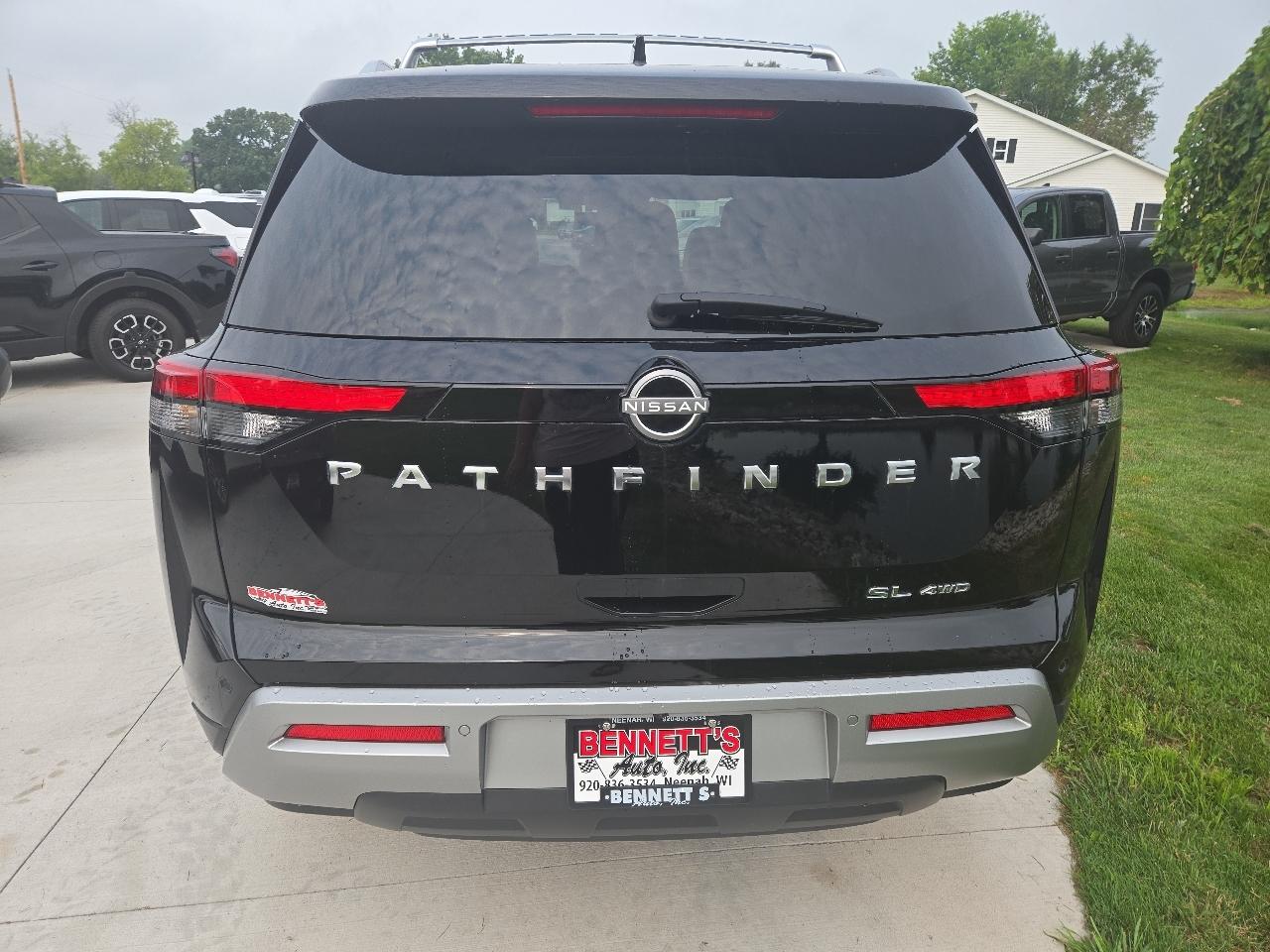 Nissan Pathfinder SL 4WD 2023