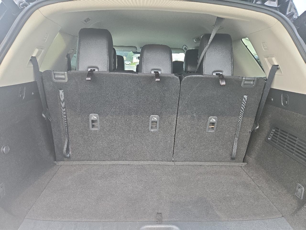 Nissan Pathfinder SL 4WD 2023