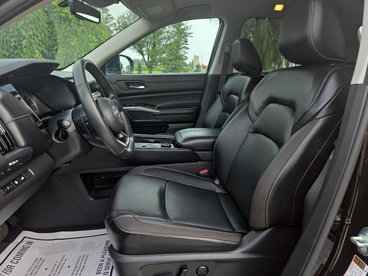 Nissan Pathfinder SL 4WD 2023