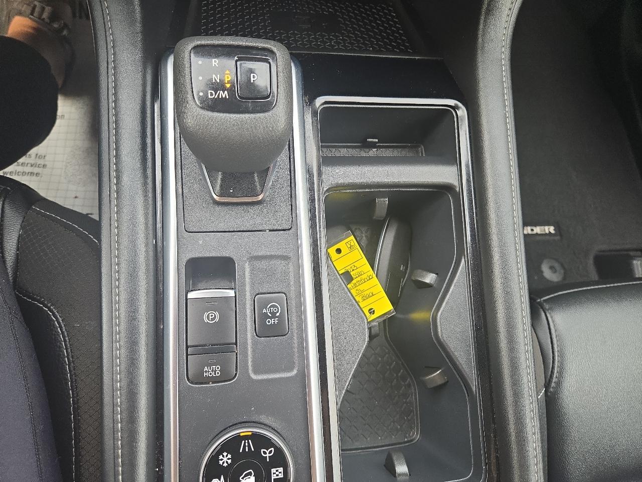 Nissan Pathfinder SL 4WD 2023