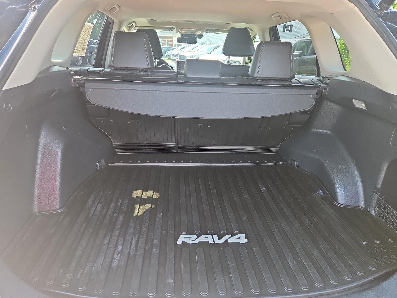 Toyota RAV4 Limited AWD 2019