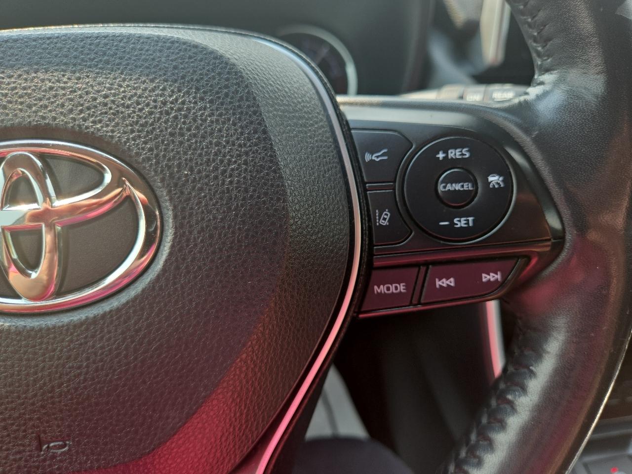 Toyota RAV4 Limited AWD 2019