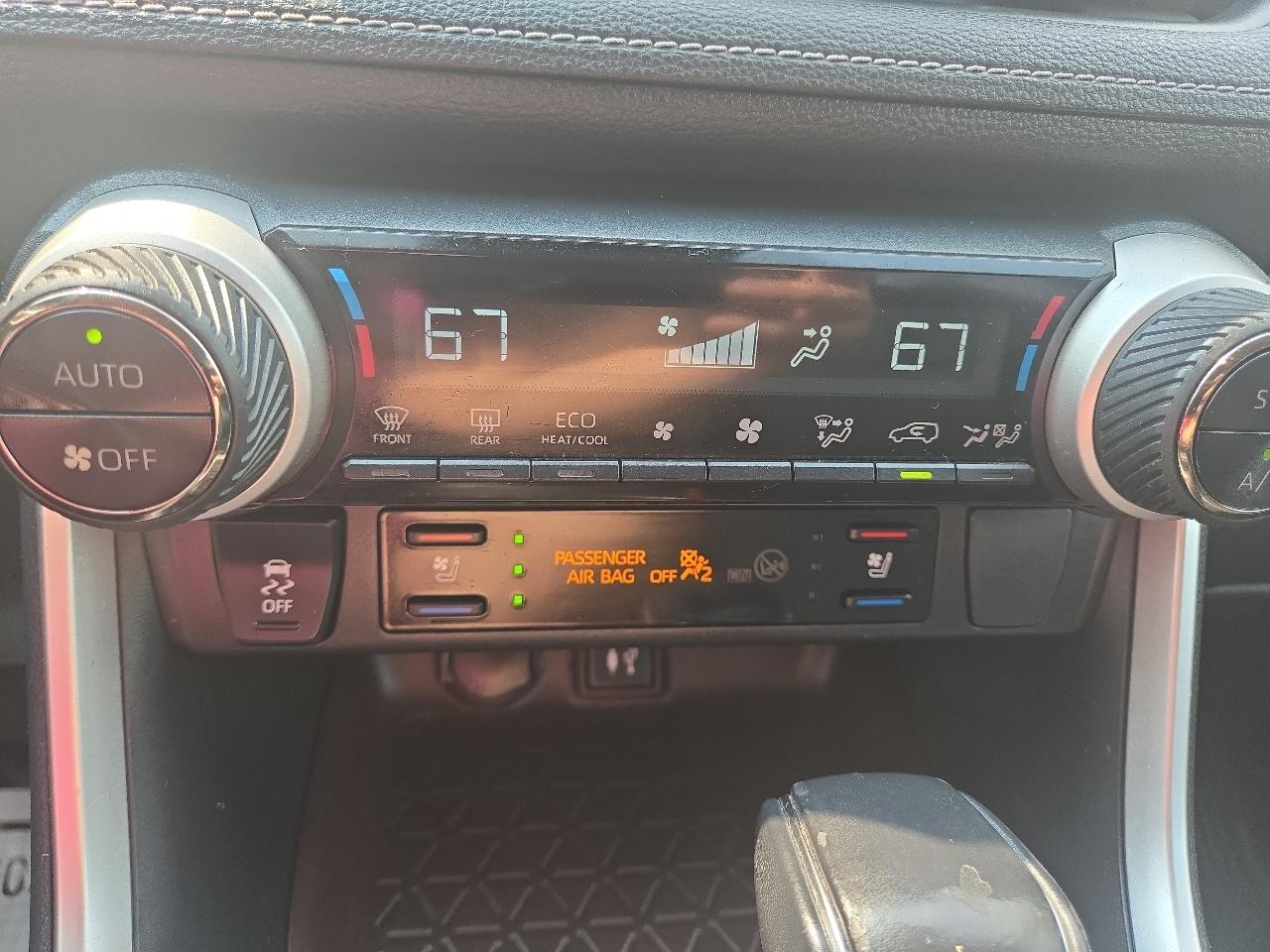 Toyota RAV4 Limited AWD 2019