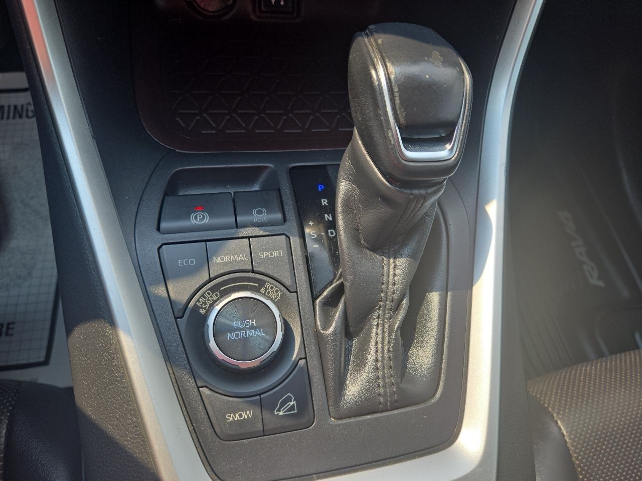 Toyota RAV4 Limited AWD 2019