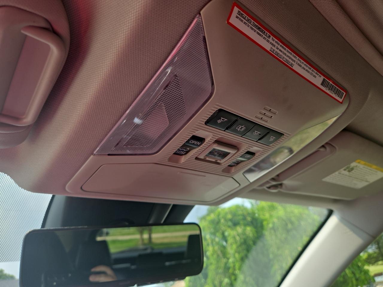 Toyota RAV4 Limited AWD 2019