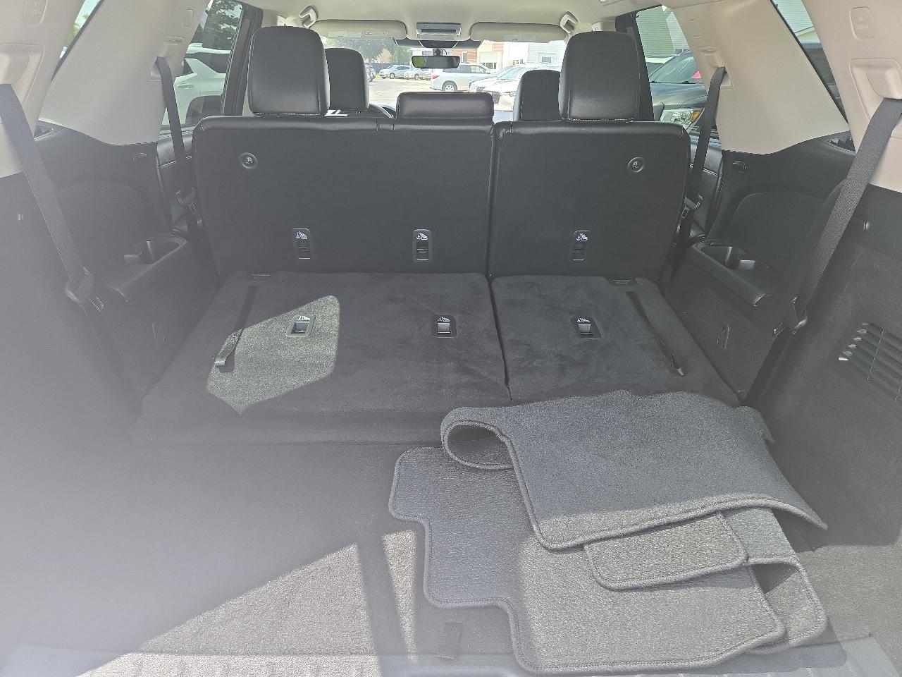 Nissan Pathfinder SL 4WD 2023
