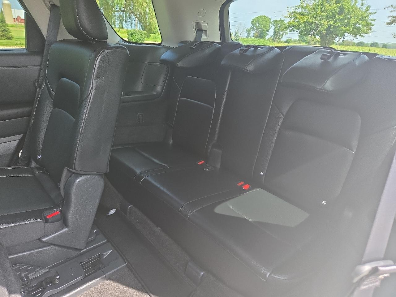Nissan Pathfinder SL 4WD 2023
