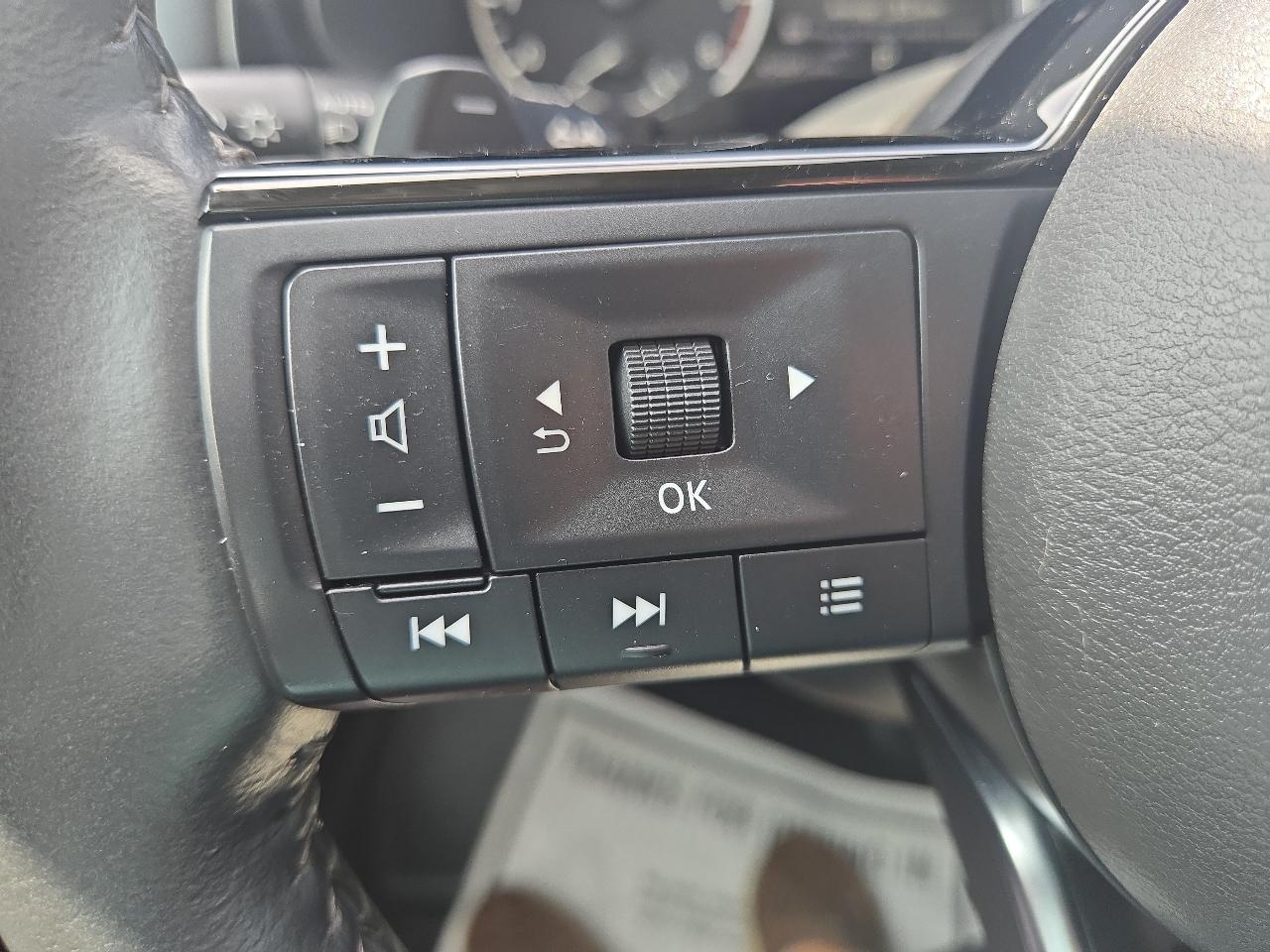 Nissan Pathfinder SL 4WD 2023