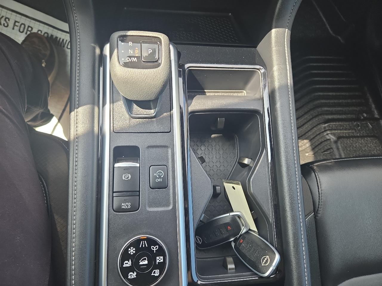 Nissan Pathfinder SL 4WD 2023