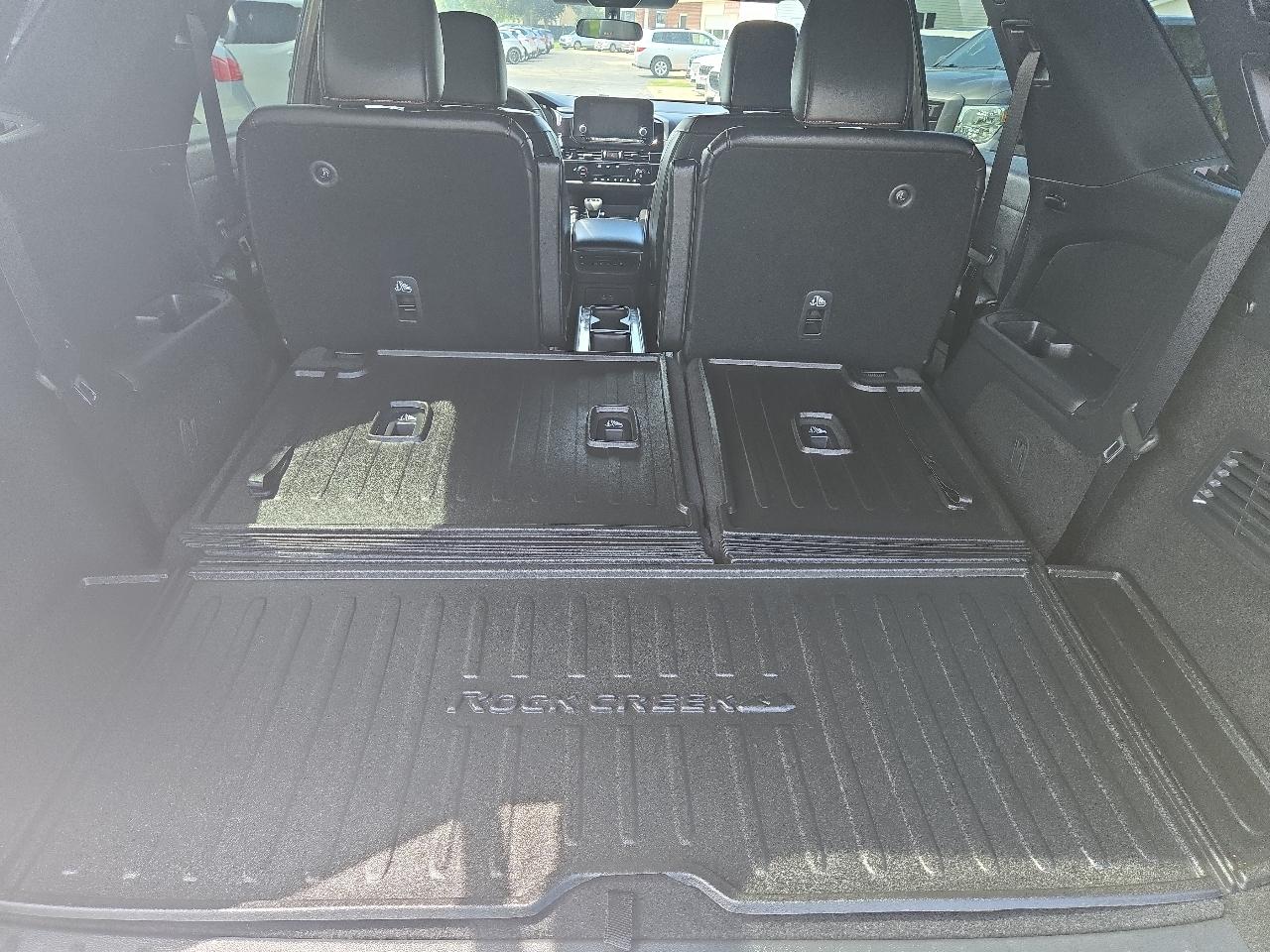 Nissan Pathfinder SV 4WD 2025