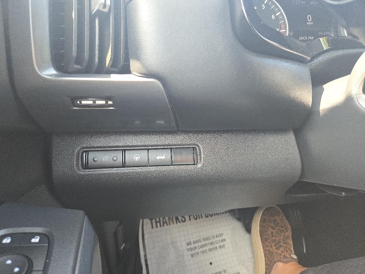 Nissan Pathfinder SV 4WD 2025