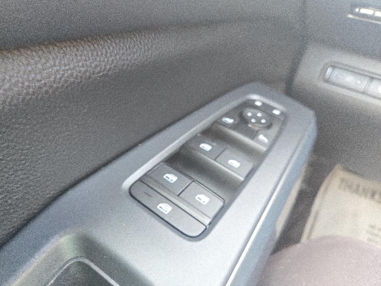 Nissan Pathfinder SV 4WD 2025