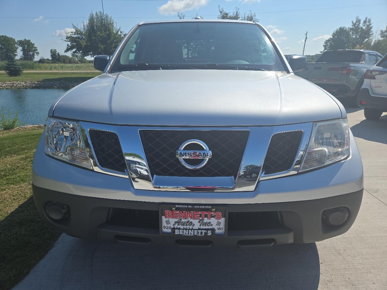 Nissan Frontier SL Crew Cab 5AT 4WD 2016