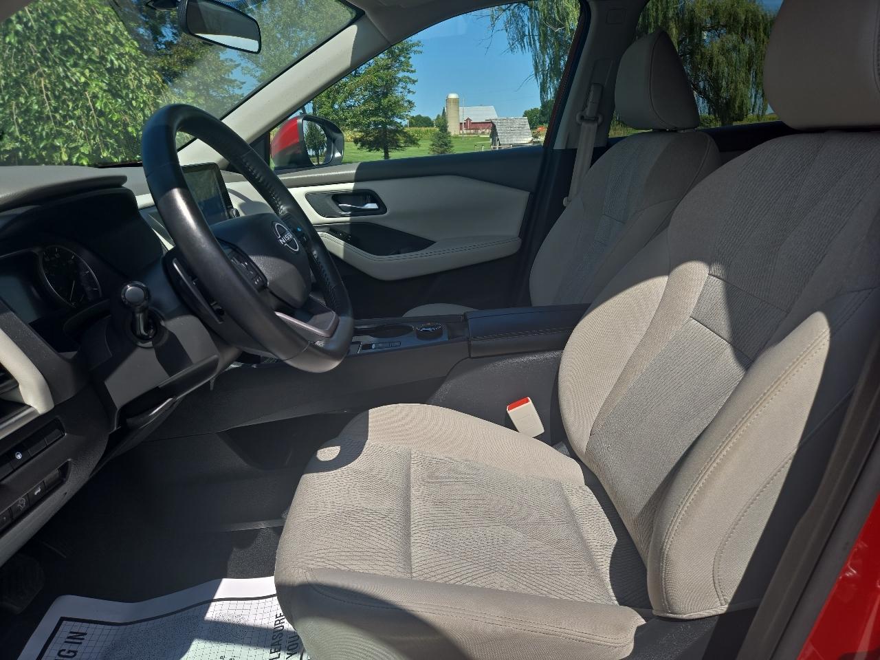 Nissan Rogue SV AWD 2025