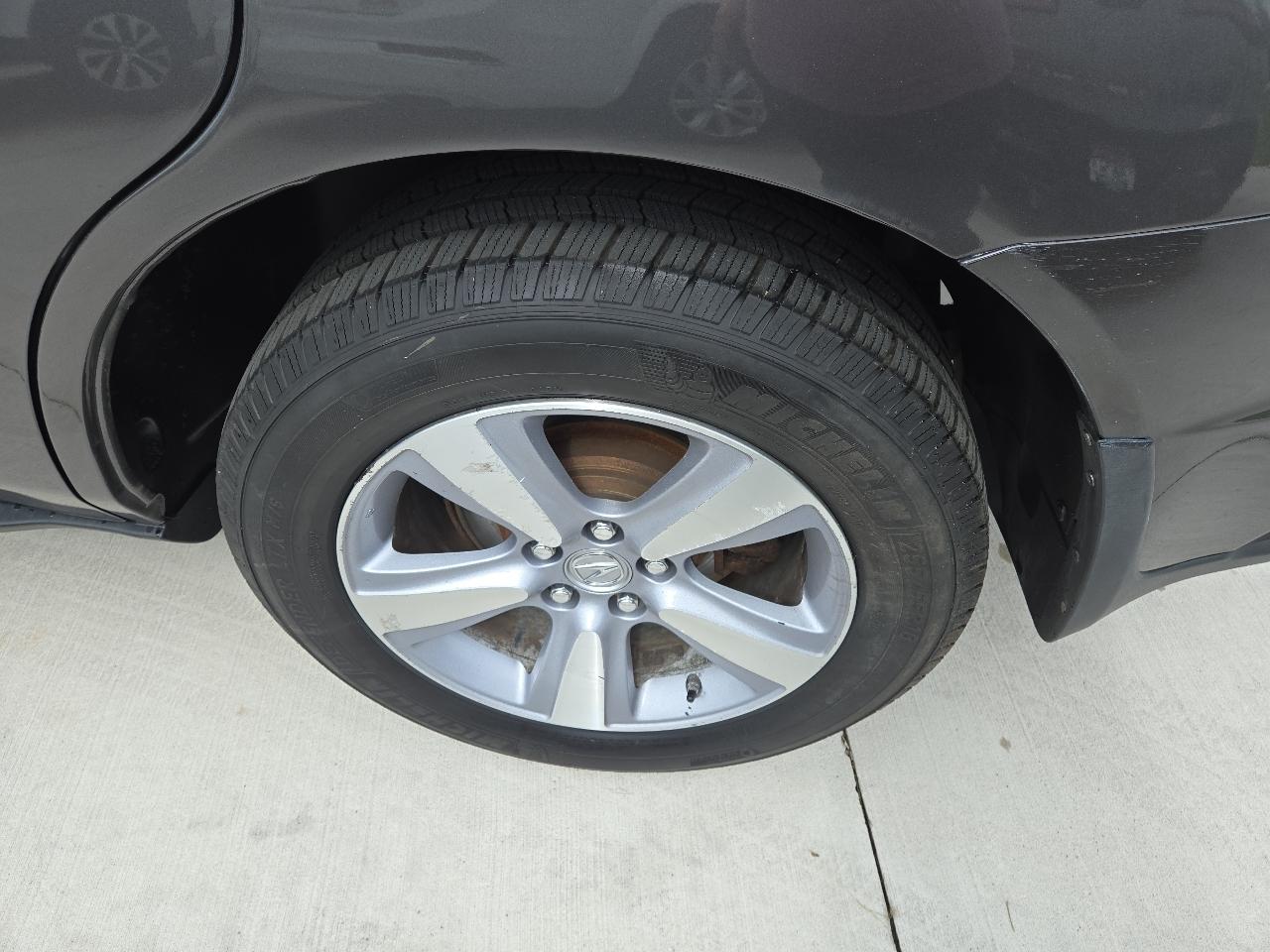 Acura MDX 6-Spd AT w/Tech Package 2012