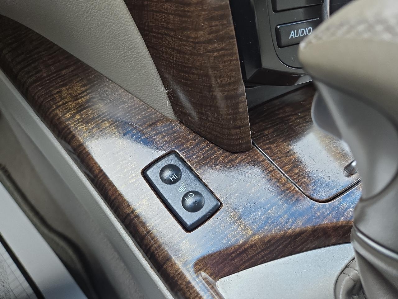 Acura MDX 6-Spd AT w/Tech Package 2012