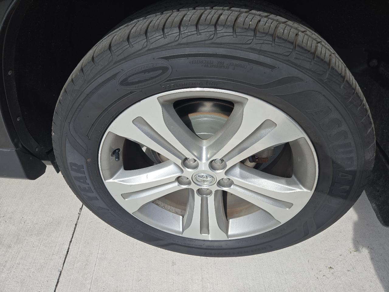 Toyota Highlander Limited 4WD 2013