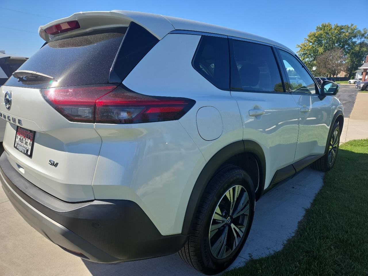 Nissan Rogue SV 2021