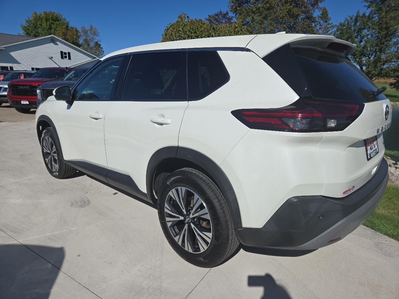 Nissan Rogue SV 2021