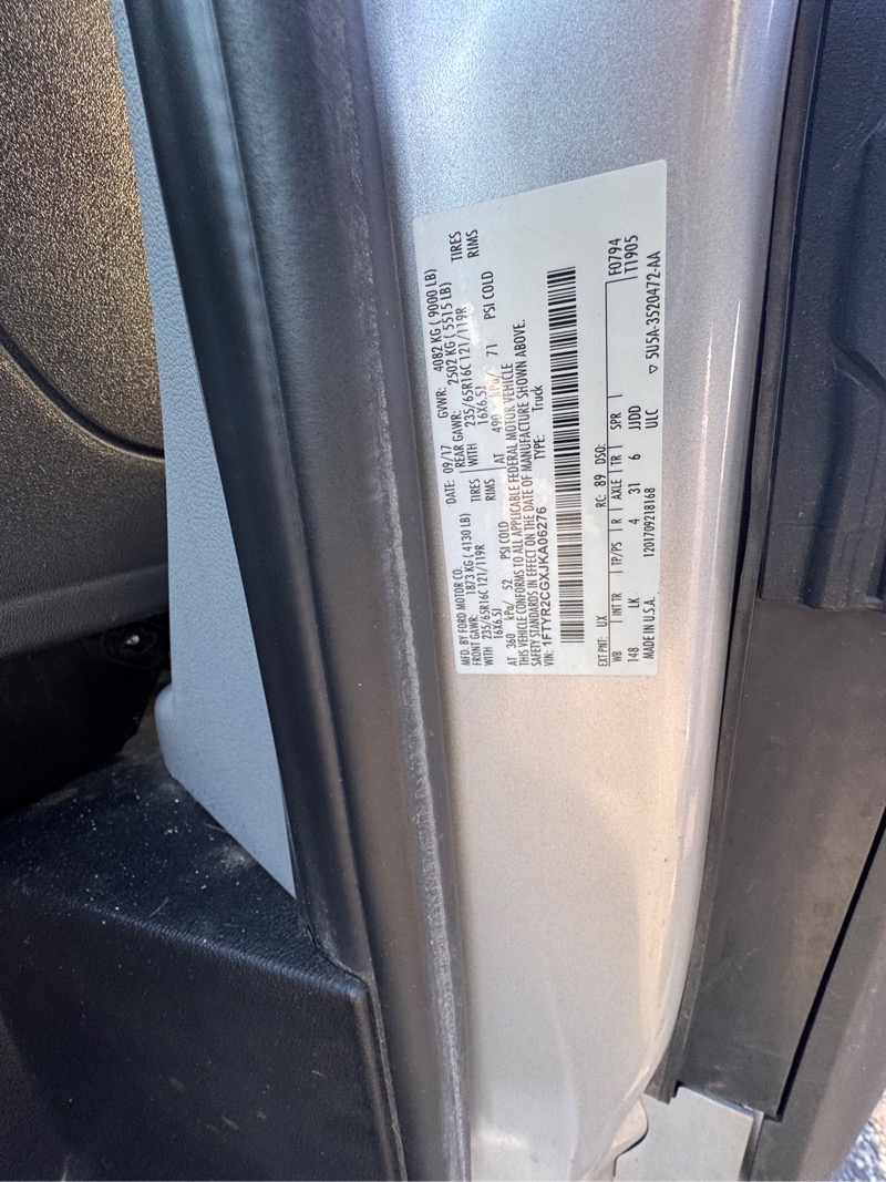 Ford Transit 250 Van Med. Roof w/Sliding Pass. 148-in. WB 2018