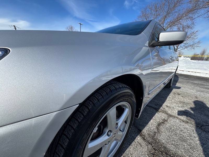 Honda Accord EX-L Sedan AT with Navigation System 2003