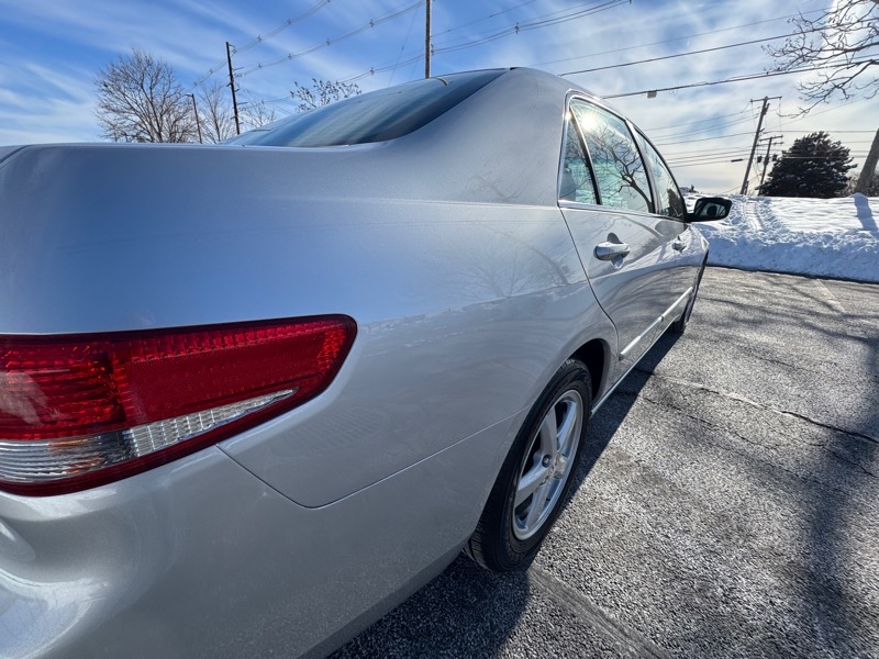 Honda Accord EX-L Sedan AT with Navigation System 2003