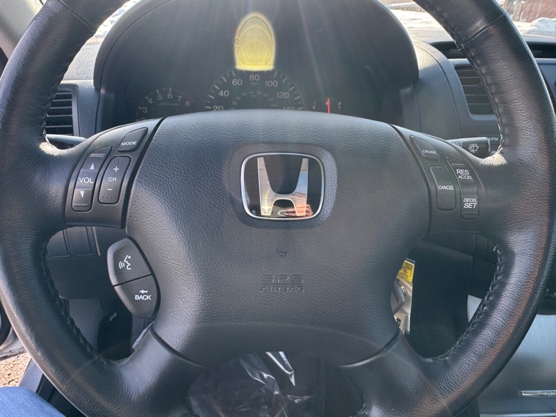 Honda Accord EX-L Sedan AT with Navigation System 2003