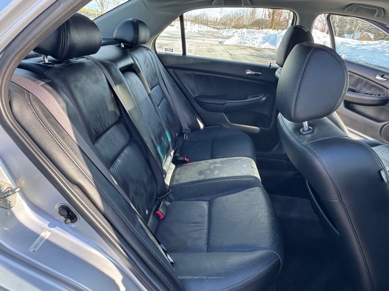 Honda Accord EX-L Sedan AT with Navigation System 2003