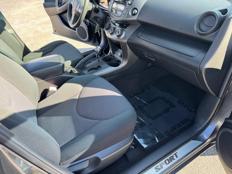 Toyota RAV4 Sport I4 4WD 2011