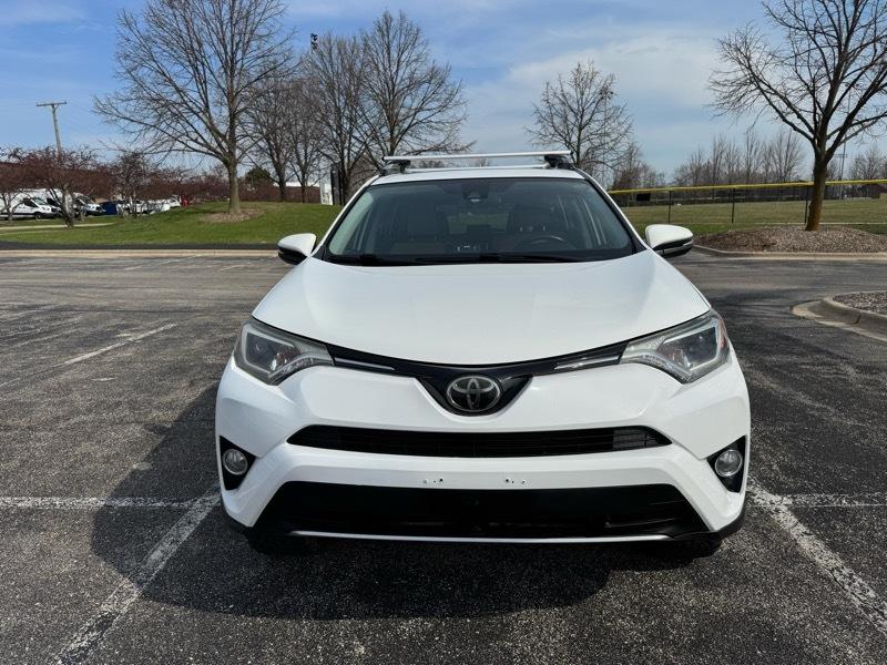 Toyota RAV4 XLE AWD 2018