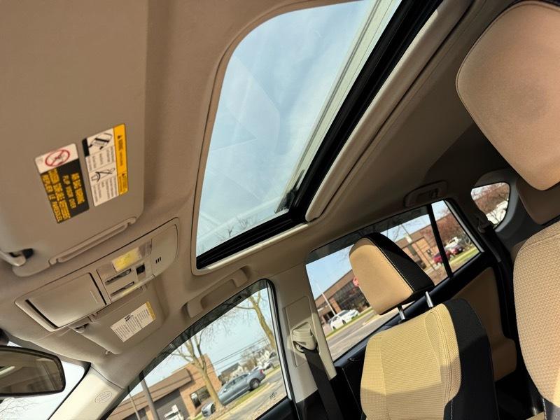 Toyota RAV4 XLE AWD 2018