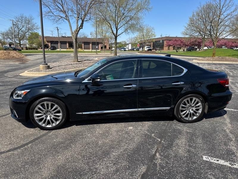 Lexus LS 460 Luxury Sedan 2015