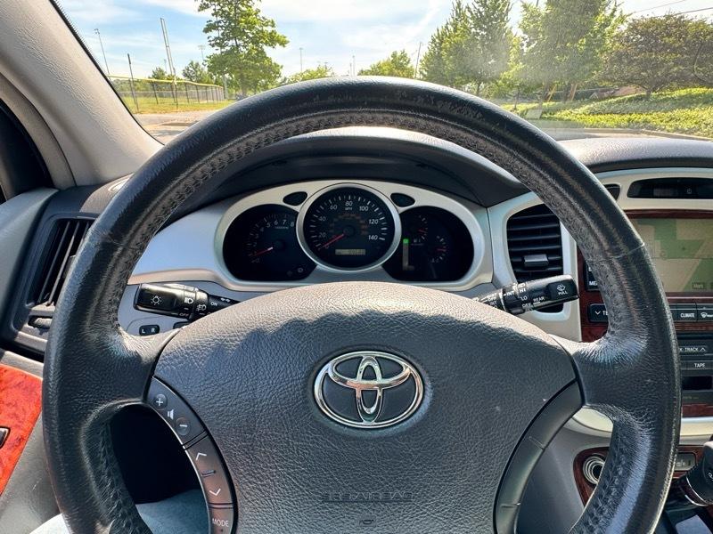 Toyota Highlander Limited V6 4WD 2007
