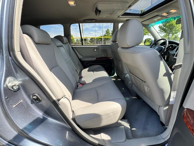 Toyota Highlander Limited V6 4WD 2007