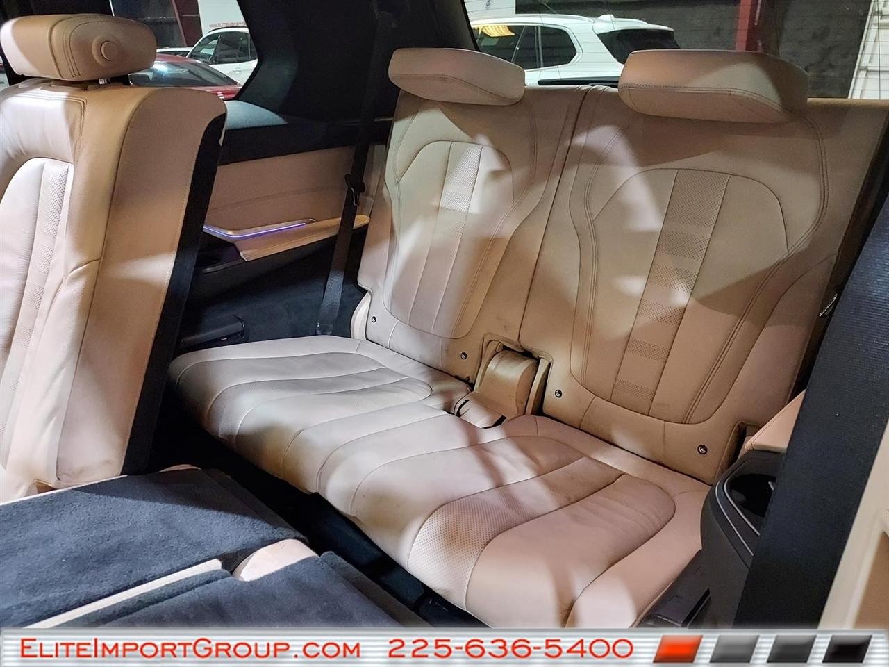 BMW X7 xDrive40i Sports Activity Vehicle 2021