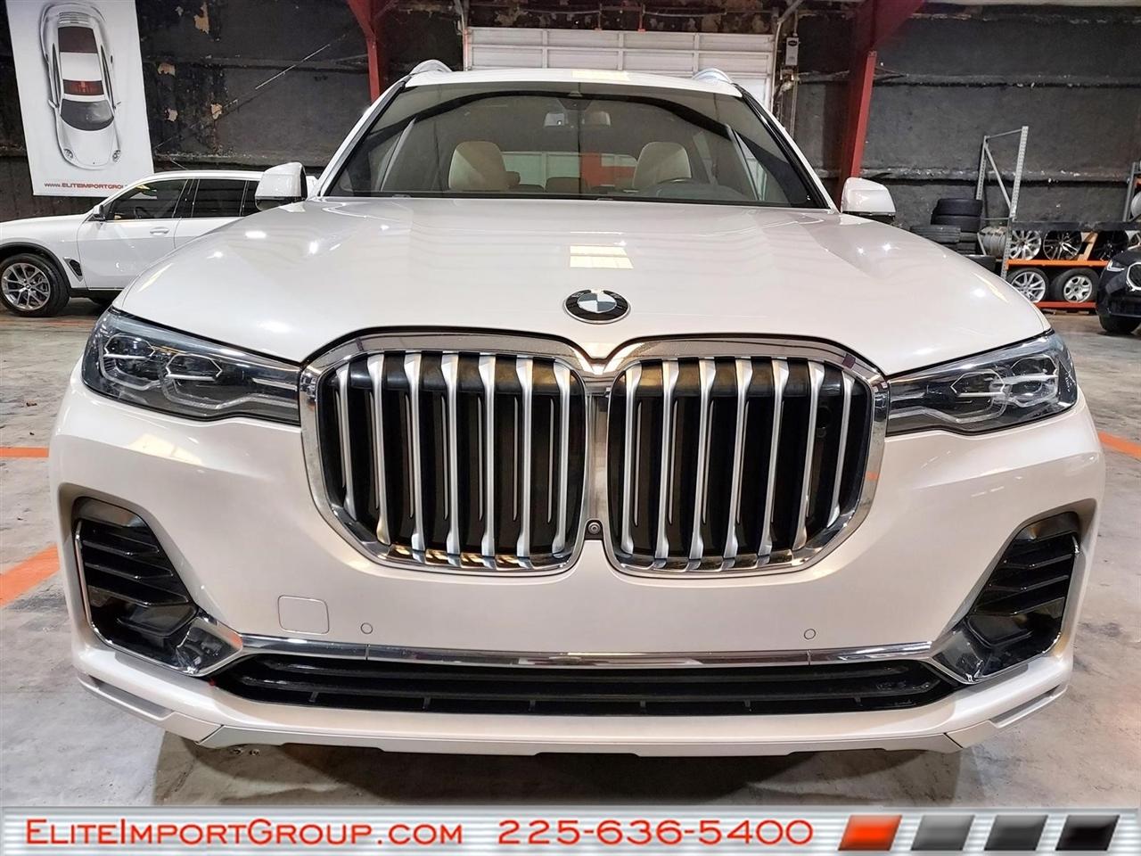 BMW X7 xDrive40i Sports Activity Vehicle 2021