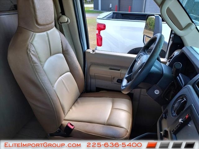 Ford E-Series Cutaway E-450 DRW 158" WB 2021 Ford E-Series Cutaway E-450 DRW 158" WB 2021