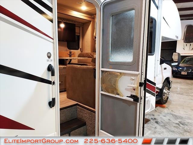 Ford E-Series Cutaway E-450 DRW 158" WB 2021 Ford E-Series Cutaway E-450 DRW 158" WB 2021