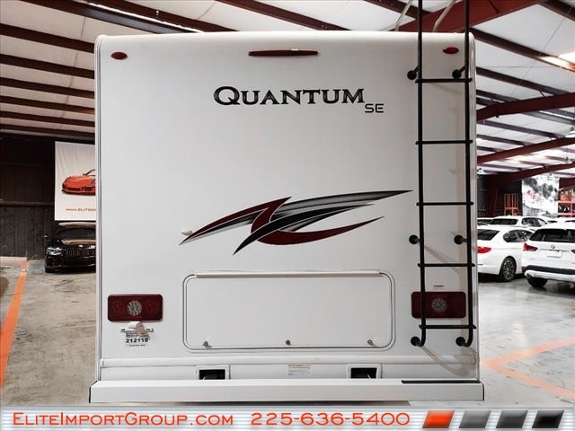 Ford E-Series Cutaway E-450 DRW 158" WB 2021