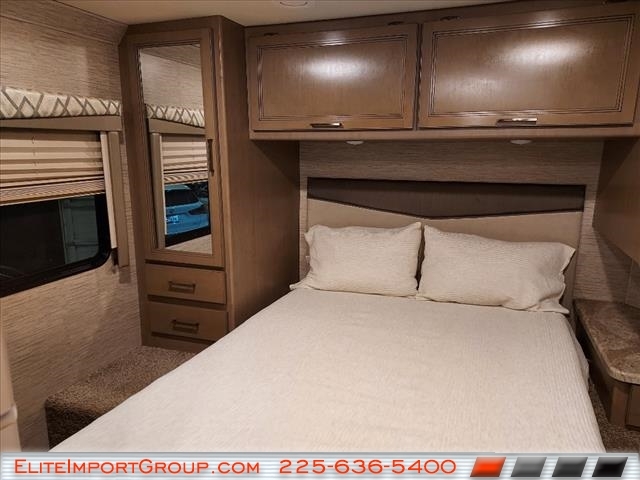 Ford E-Series Cutaway E-450 DRW 158" WB 2021