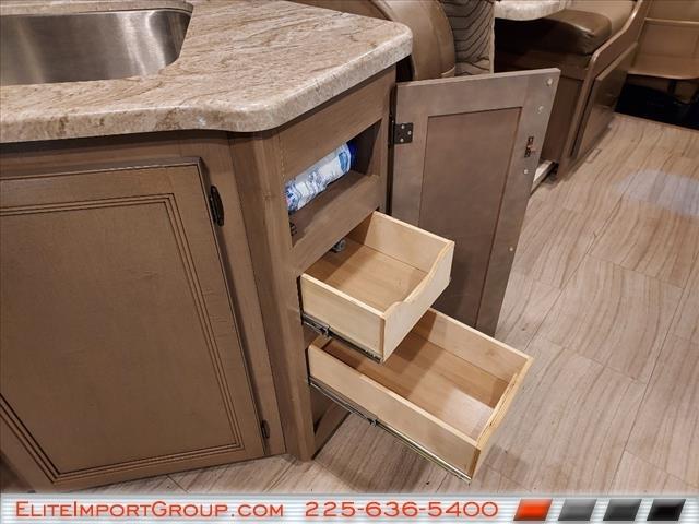 Ford E-Series Cutaway E-450 DRW 158" WB 2021